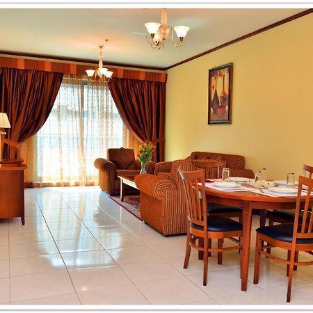 Desert Rose Hotel Apartments Дубай Экстерьер фото