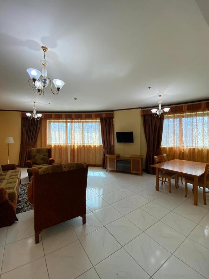 Desert Rose Hotel Apartments Дубай Экстерьер фото