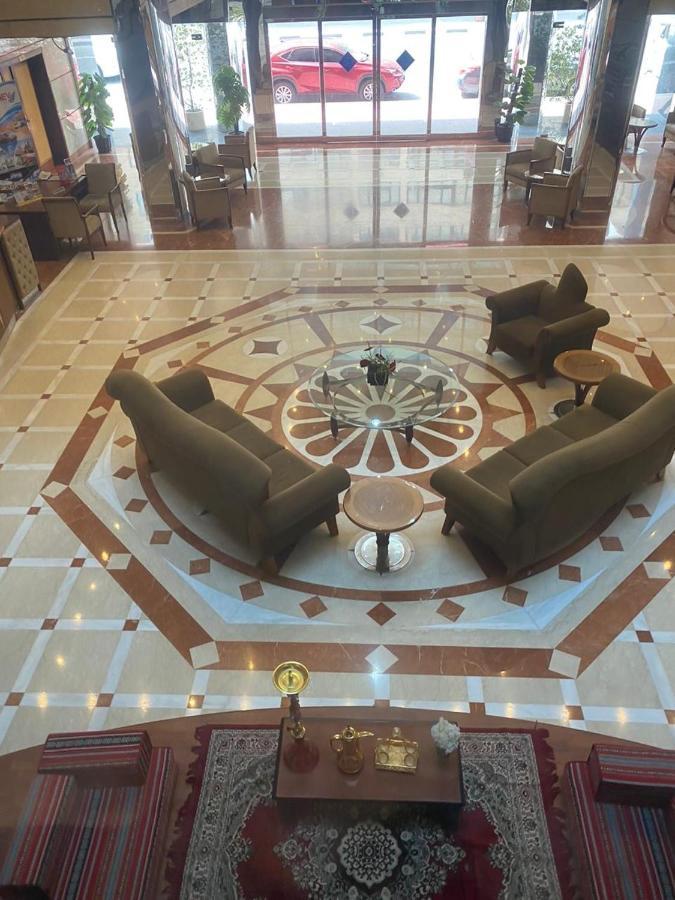 Desert Rose Hotel Apartments Дубай Экстерьер фото
