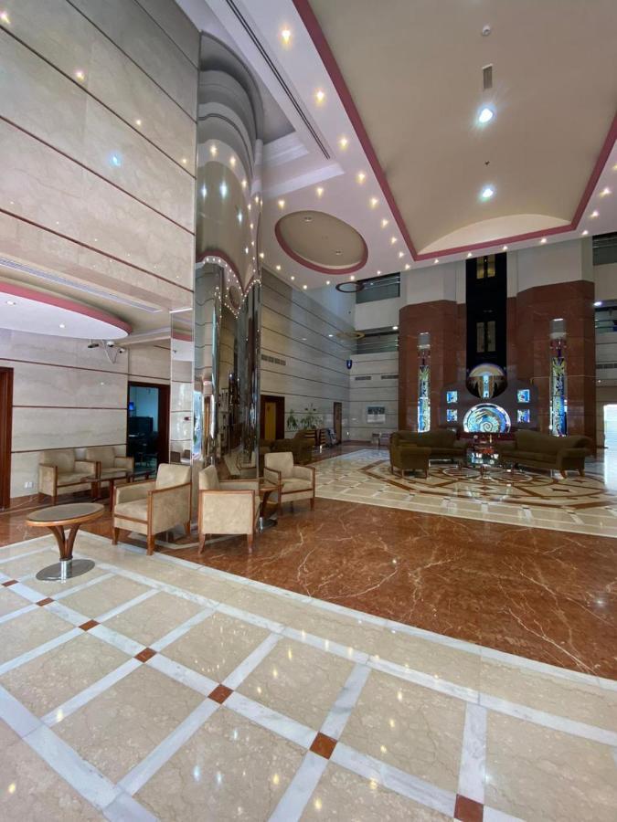 Desert Rose Hotel Apartments Дубай Экстерьер фото