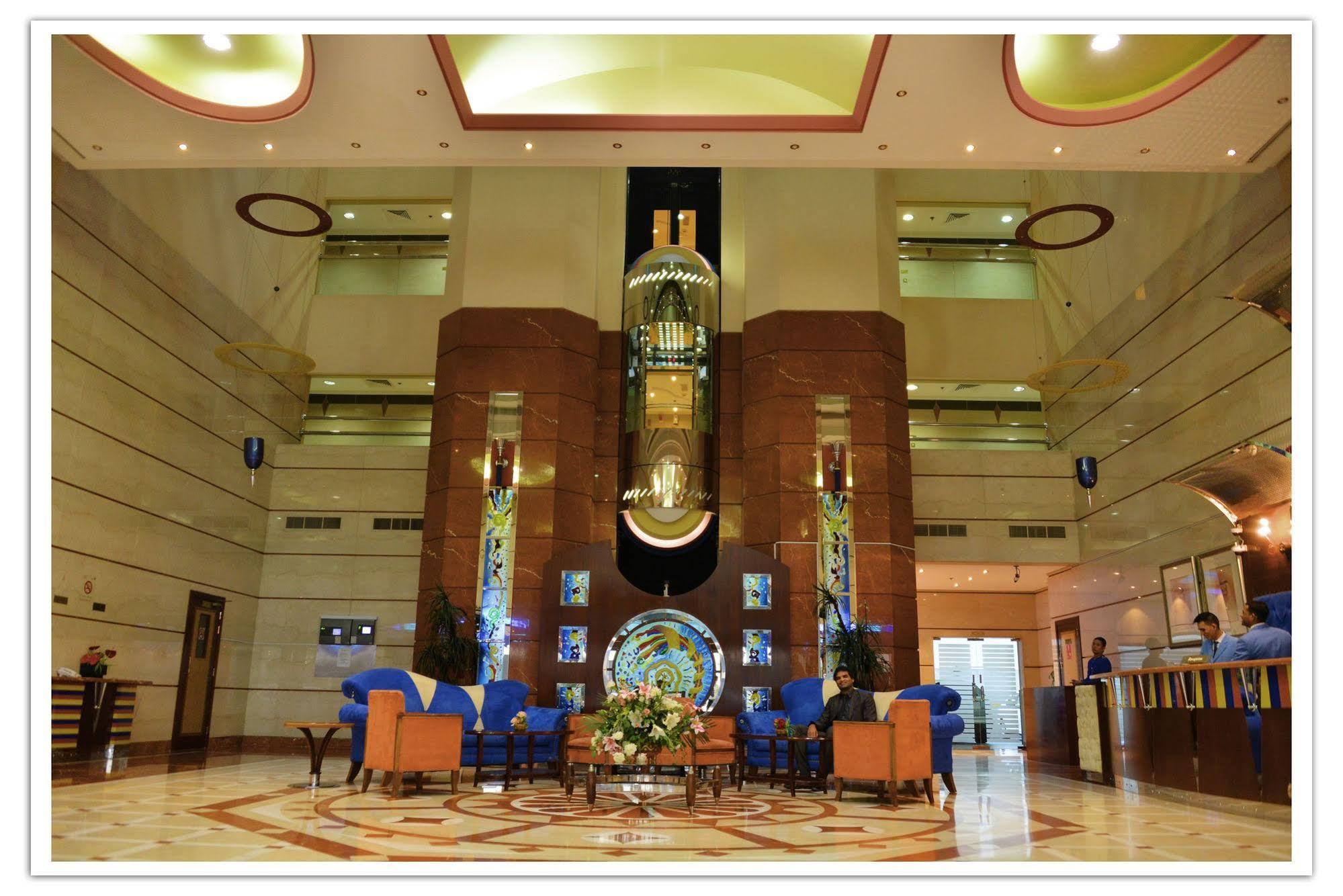 Desert Rose Hotel Apartments Дубай Экстерьер фото
